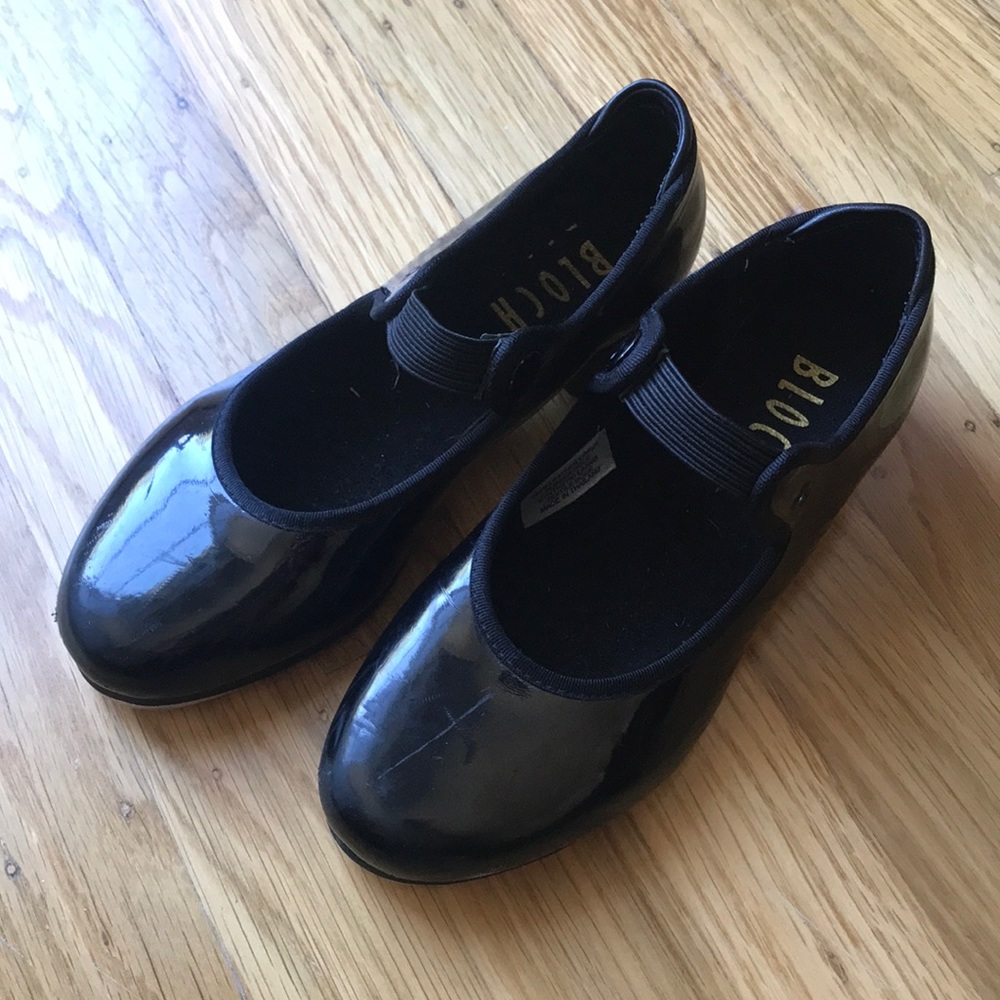 Bloch tap shoes - size 13.5 little kids